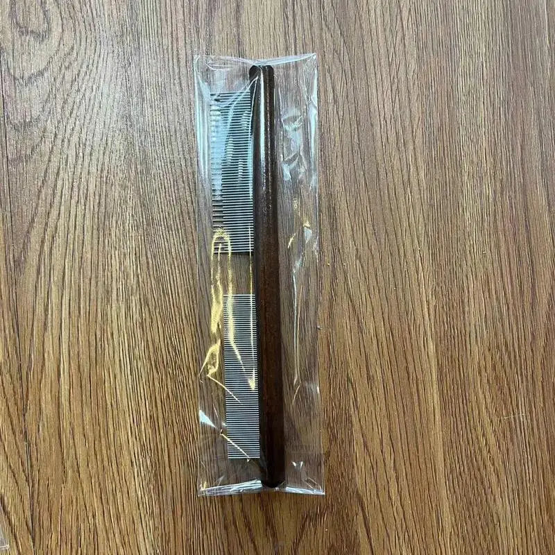Wooden flea comb for dogs and cats for soothing care